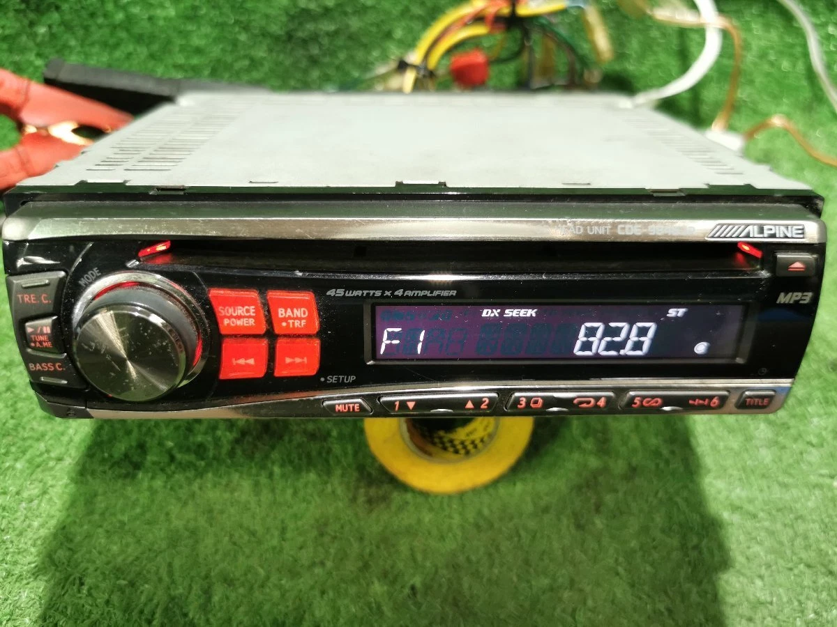 ALPINE CDE-9846JR CD Player Car Stereo MP3 Tested Working with