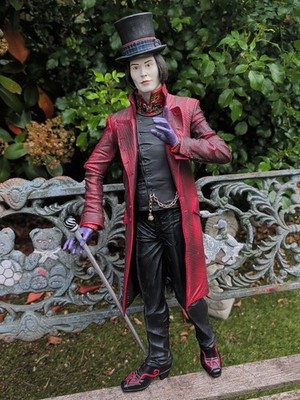 NECA WILLY WONKA 18'' SPRECHENDE FIGUR - JOHNNY DEPP - CHARLIE & CHOCOLATE FACTORY