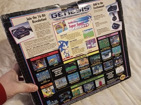 1991 SEGA GENESIS Model 1 Console 1601 W/ ORIGINAL BOX & 15 Games Street Fighter