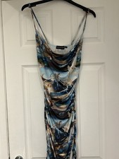 Women’s Blue patterned pretty little thing dress Size 6 Perfect Condition