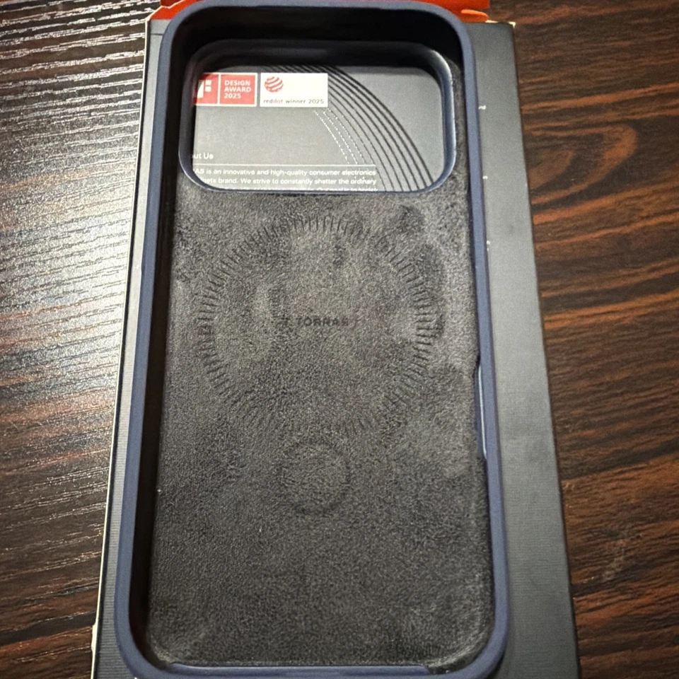 TORRAS iPhone 17 Pro Q3 Funda Silicona Magnética 360 Soporte Suave Azul Profundo 6.3” Foto 2 de 4