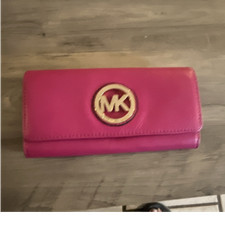 Michael Kors Pink Women's Folding Wallet Button Accent Logo Theme