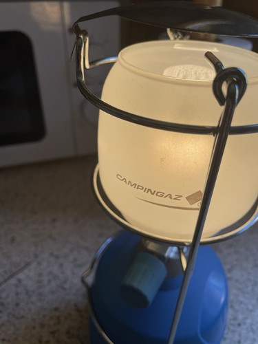 CAMPINGAZ BLEUET CV300L GAS LANTERN LAMP FISHING CAMPING HUNTING - Picture 5 of 6