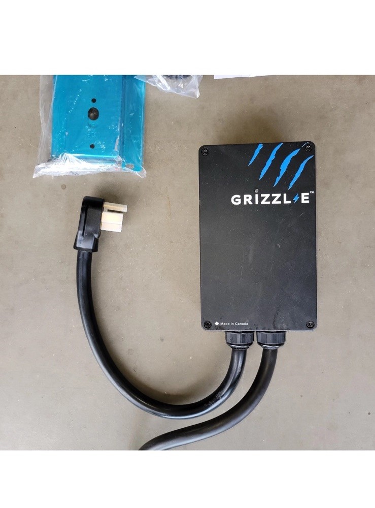 Grizzl-E Classic Level 2 240V 40A Electric Vehicle (Ev) Charger Grs-6-24-Pb 6-50