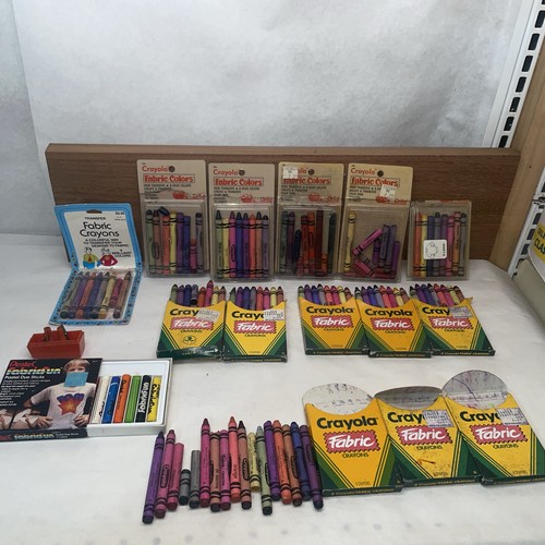Crayola Fabric Crayons Lot. 1990 Binney Smith 87 Dritz Iron Transfer