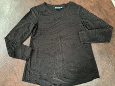 Size M SIMPLY VERA Vera Wang Top Holiday Black Long Sleeve Gold Sparkle Party
