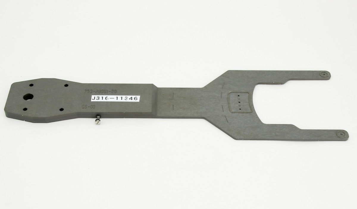 は 11346 LAM RESEARCH ROBOT ARM END EFFECTOR 753-28061-DD | eBay