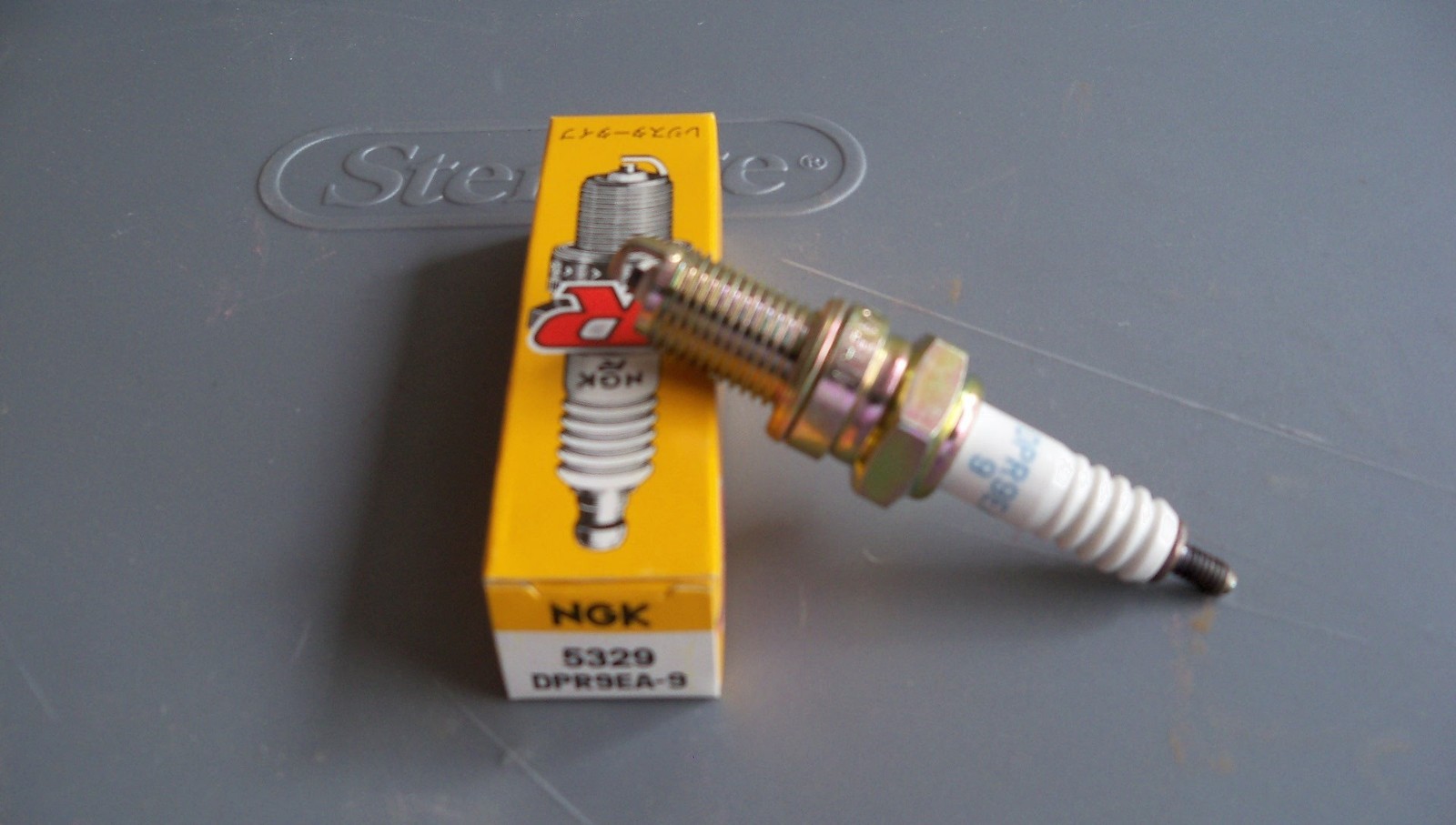 NGK Spark Plugs Honda Kawasaki Yamaha Susuki DPR9EA 5329