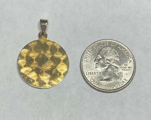 Vintage Estate Sale 14 Karat Yellow Gold Our Lady of Mount Carmel Medal - Picture 4 of 4