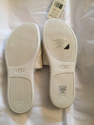 UGG Ｗ　LAYCIE GEO PERF UGG Laycie Geo Perf Rspb Flip Flops – MyCozyBoots