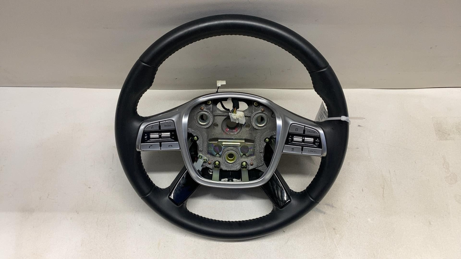 20 21 22 KIA TELLURIDE SX HEATED STEERING WHEEL COMPLETE W SWITCHES