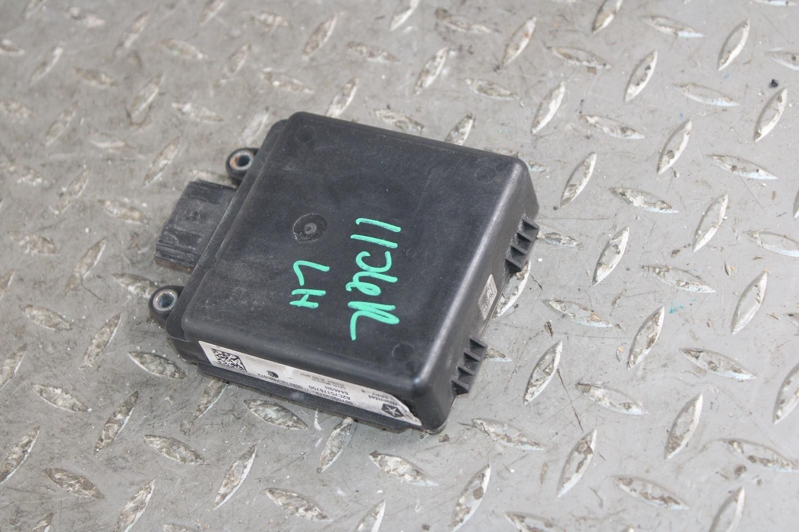 Maserati Ghibli 2014-2021 LEFT Body control module P/N 0670033078