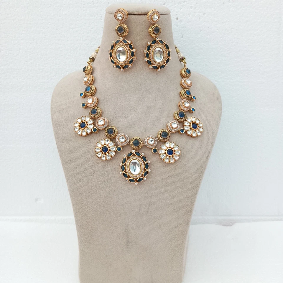 Collar de diamantes Polki enchapado en oro de 22k: zafiro azul, joyería nupcial de diamantes Foto 4 de 4