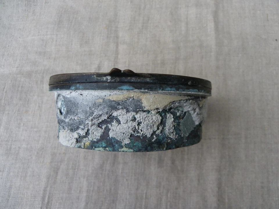 ANCIENNE BOUCHE D'AÉRATION DE CHEMINÉE - EN LAITON - Photo 4/4