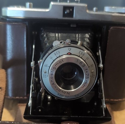 Zeiss Ikon Nettar Vintage Folding Camera 75mm f/6.3 Brown Leather