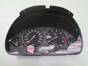 Tachometer Kombiinstrument Tacho Automatik 62118372359 BMW 5ER (E39)
