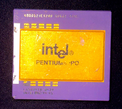 Intel Pentium PRO Processor - Vintage Gold Ceramic CPU -
