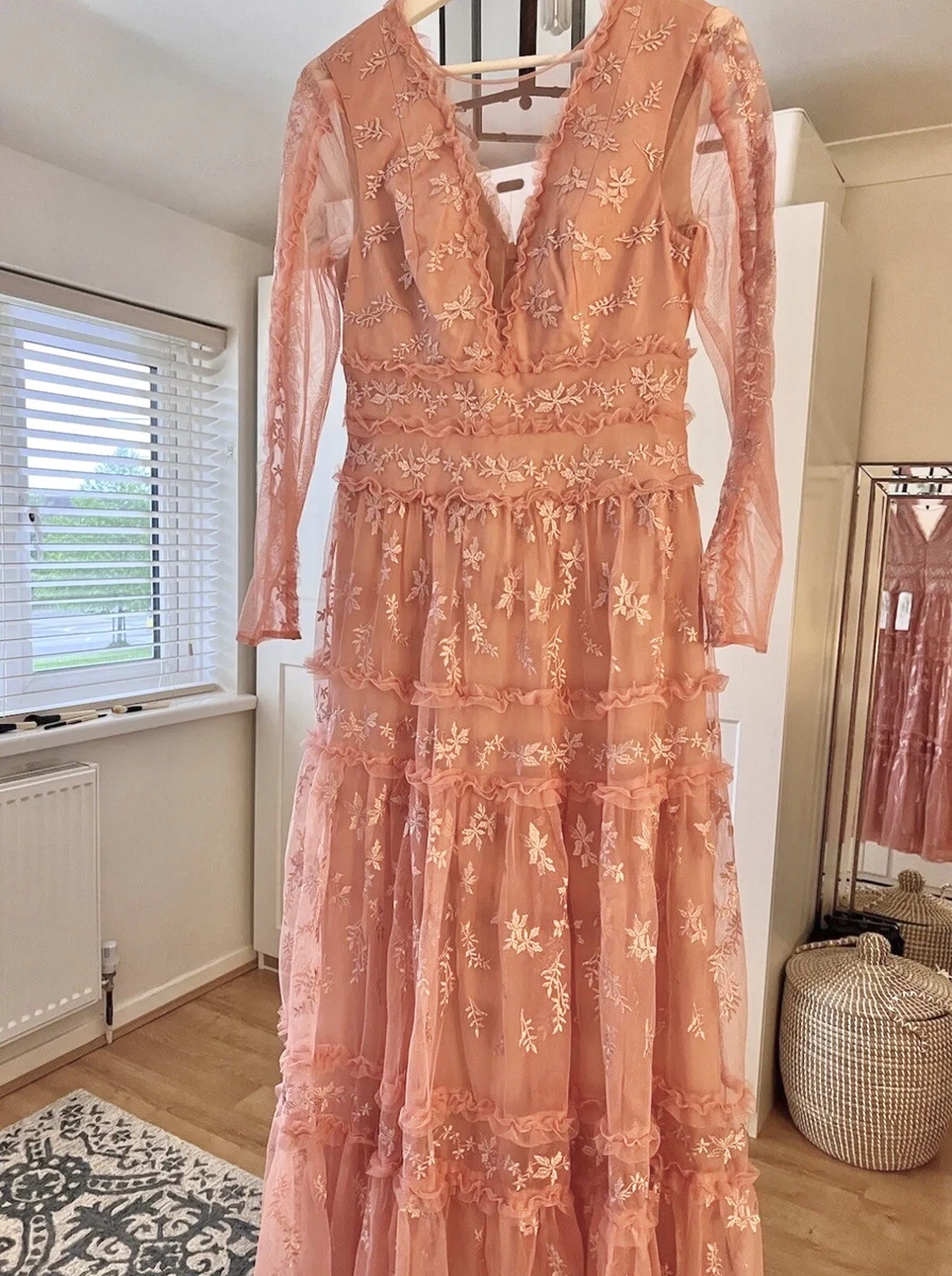 chinese dress ladies Amazon.com: BCBGMAXAZRIA Womens Fit and Flare Maxi Adjustable Spaghetti  Strap Straight Neck Semi Sheer Boned Corset Bodice Tiered Ruffle Skirt Dress,  Orchid, 6 US : Clothing, Shoes & Jewelry