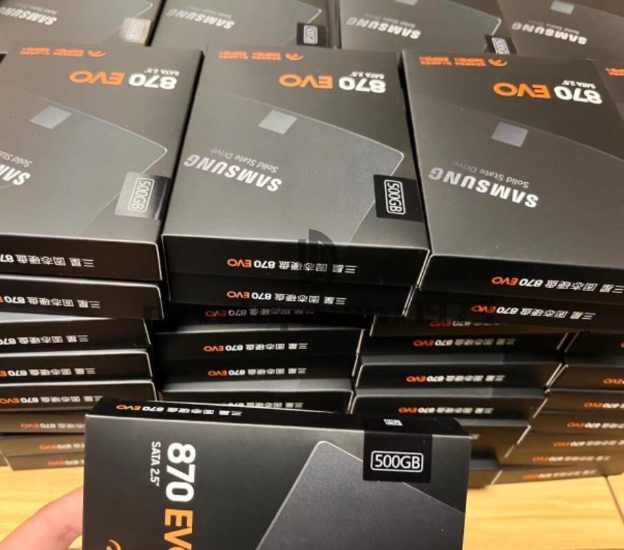 Samsung 870 EVO 500GB SSD 未開封 Amazon.com: SAMSUNG 870 EVO SATA SSD 500GB 2.5” Internal
