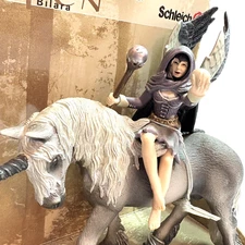 Schleich #70413 - Bilara w/ Unicorn - Elfen Figure - Sealed in Box
