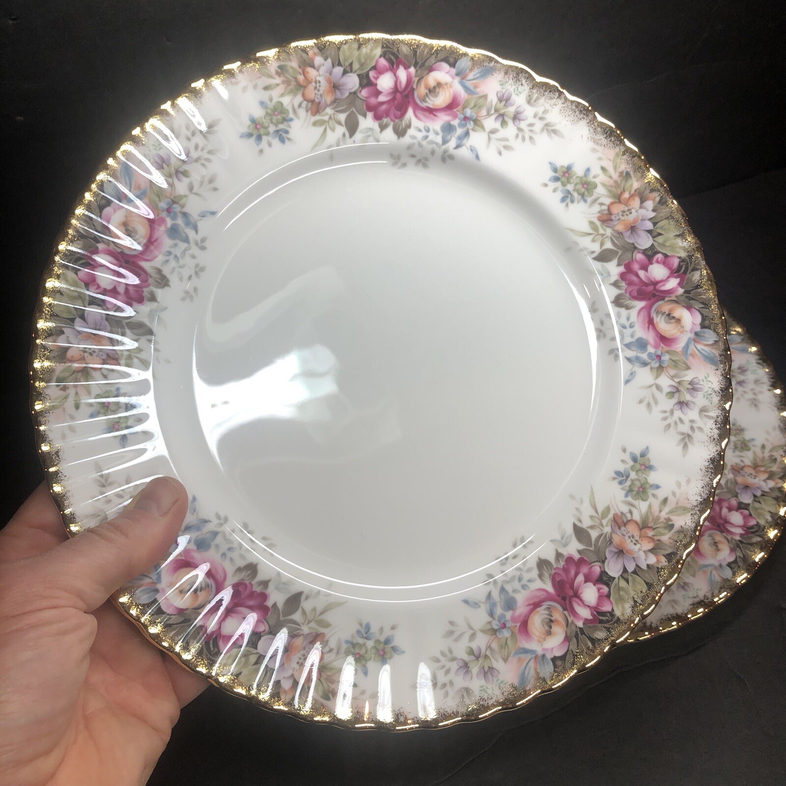 Lof of 2 ROYAL ALBERT AUTUMN ROSES 5 pc Place Settings, teacup saucer plates