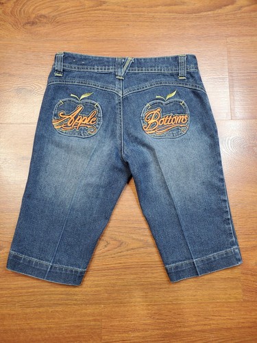 Apple Bottom Capris Jeans Embroidered 