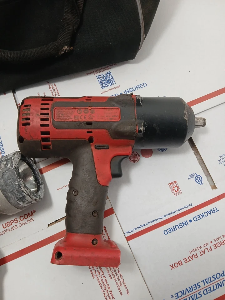 Snap-On CT8850G 1/2" Drive 18V Impact Wrench Green w/ 4.0Ah Battery *Pre Owned* - Image 3 of 4