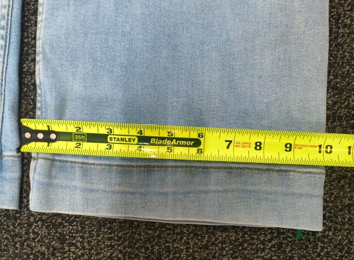 Foto 13 di 14