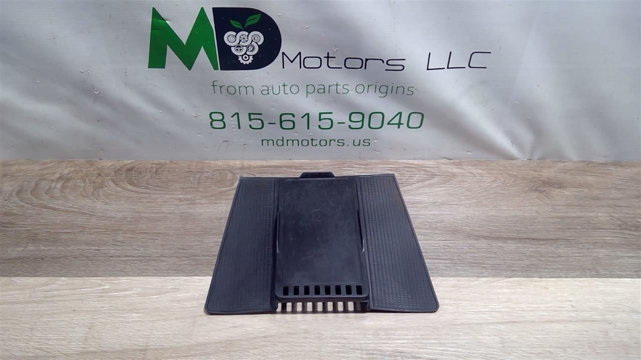 2019-2025 VOLVO XC40 CENTER CONSOLE RUBBER MAT 32226710