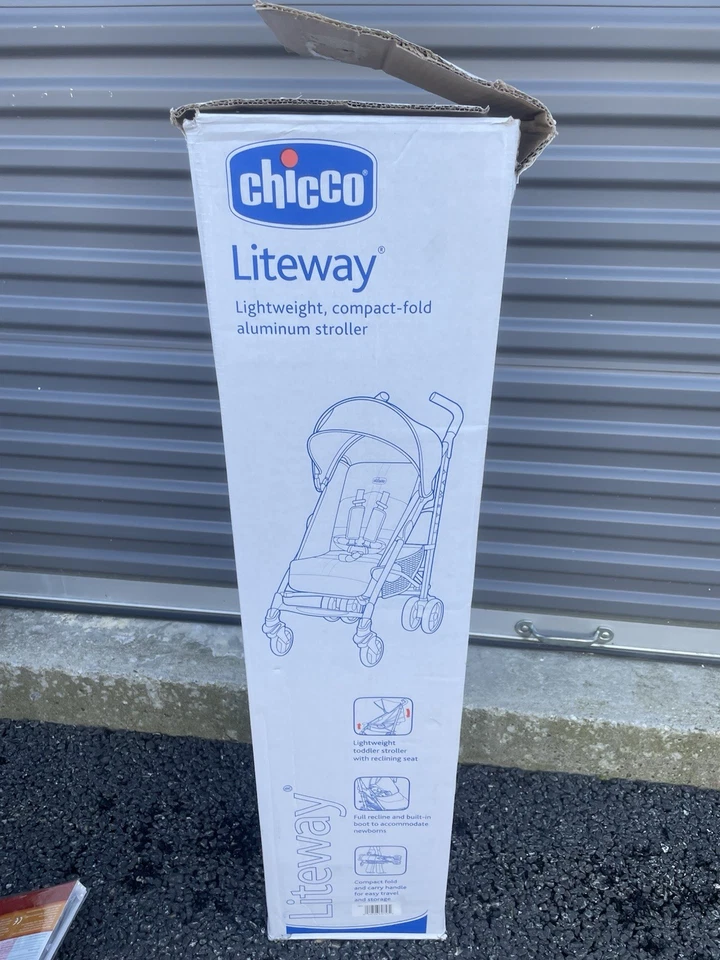 Chicco Liteway Stroller Compact Fold Lightweight Frame Umbrella Baby Roma - Image 4 of 4