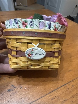 2008 Longaberger Collectors Club May Series Miniature Petunia Basket