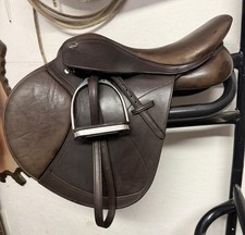 Shires Optimus All Purpose English Saddle. 17  .