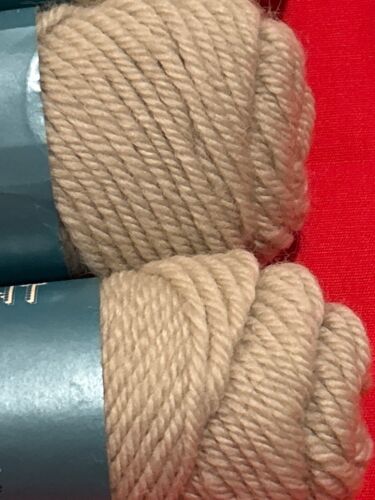NEW Columbia Minerva Needlepoint Yarn Lot 4 Skeins Green Wool Pond Lily 473 - Picture 2 of 5