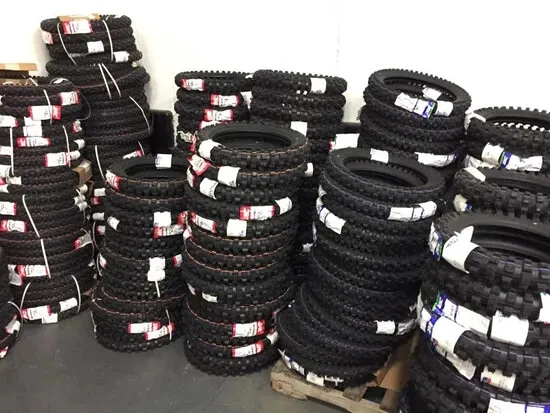 Juego de neumáticos delanteros IRC GS45F 2,50-14 traseros 3,00-12 LEM CXF3 06 Foto 2 de 4