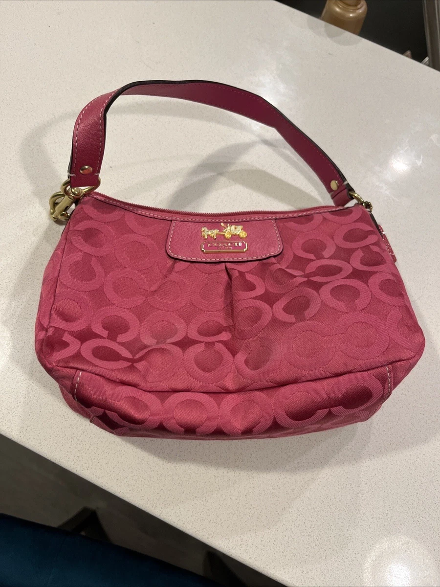 Small pink coach purse discount