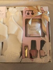 Nicole Miller Pedicure Spa Gift Set New