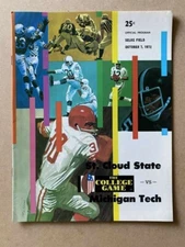 ST. CLOUD (MN) vs MICHIGAN TECH - COLLEGE FOOTBALL PROGRAM 1972
