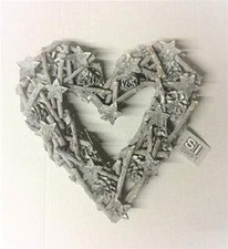 30cm Natural Twig/Wood Frosted Heart Shape Wreath