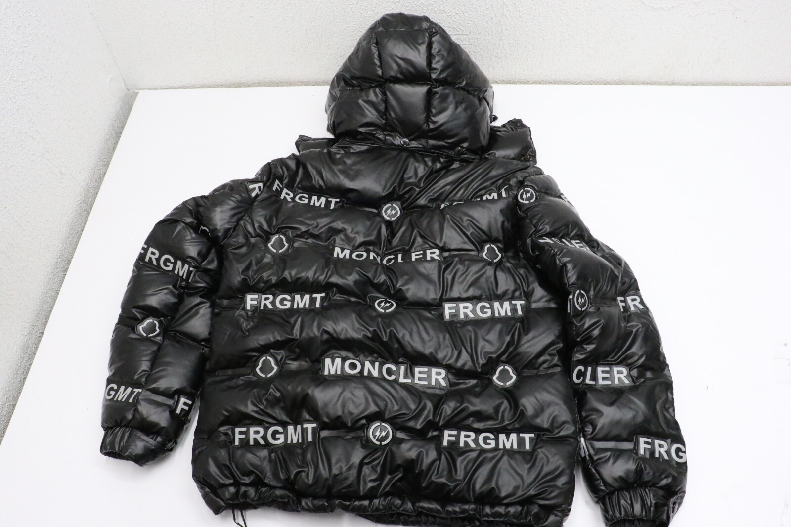 Moncler X Fragment Hiroshi Fujawara Allover Print Down Jacket Mens Size 3 image 3