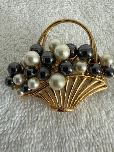 Vintage Faux Pearl Gold Tone Basket Brooch Pin Costume Jewelry Estate