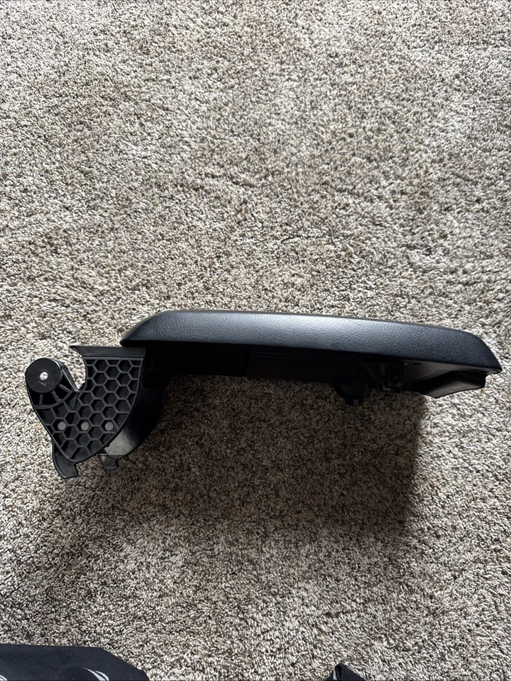 2012-2017 丰田凯美瑞滑动中心控制台盖扶手原始设备制造商 — 第 4/4 张图片