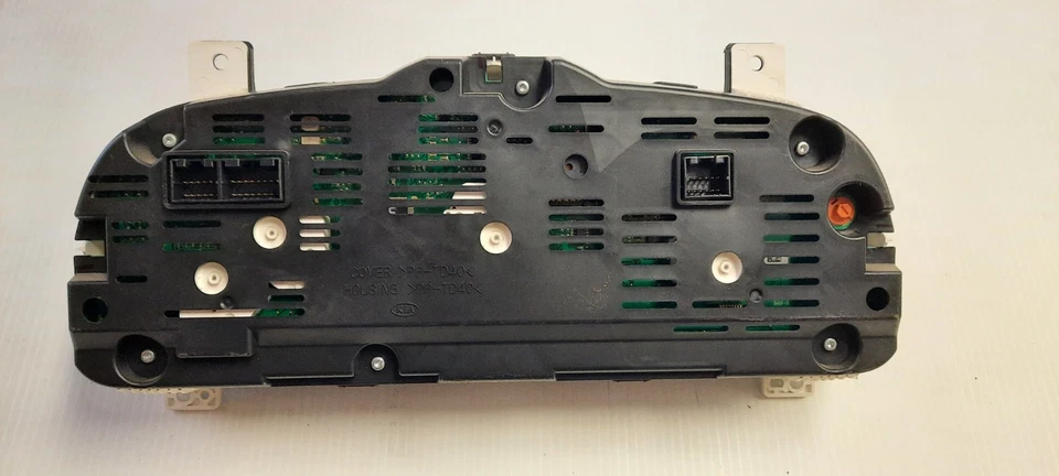 2009 Kia Borrego приборной панели приборной панели спидометр - Изображение 3 из 4