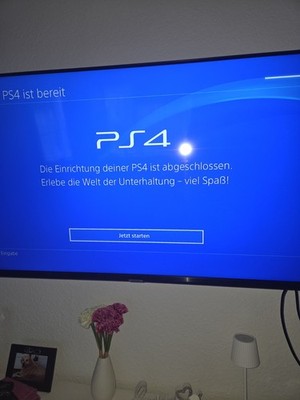 PS4 Slim 500GB Schwarz mit Controller/Plus 3 Spielen Playstation 4 PS4