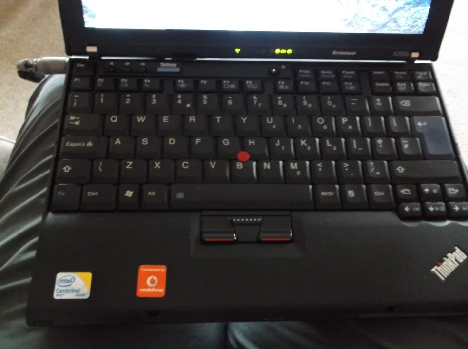 Thinkpad X200S Laptop 1.86 GHz Dual Core 4GB RAM 128 GB SSD - Windows 10 Pro!! - Image 4 of 4