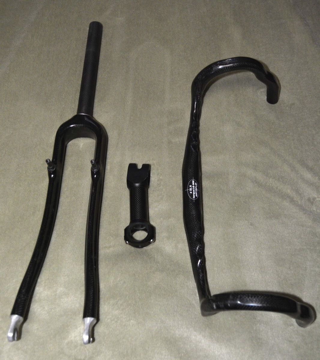 Road Bike Carbon Fiber Drop Handlebars, Fork, Stem Used Grou