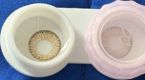 Compact Round Contact Lens Case White Pink Green Plastic Storage