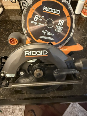 #ad RIDGID R8656 18V SubCompact Brushless Cordless 6 1 2 Circular Saw $65.00