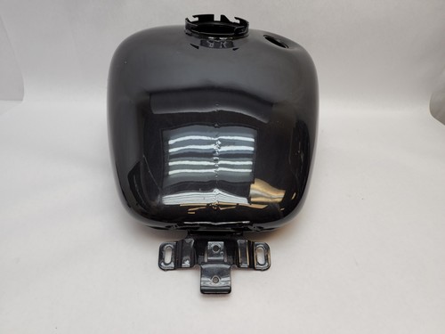 Harley Davidson Touring Models Side Fill Fuel Gas Tank 2021 DAMAGED - Picture 7 of 16