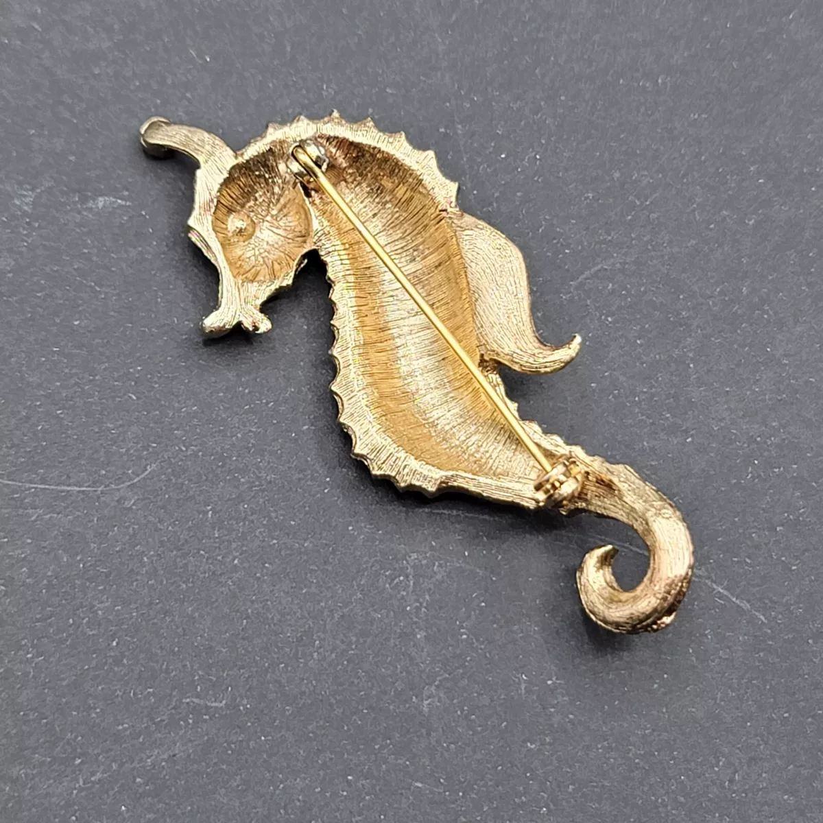 Vintage SEAHORSE Pin Brooch Faux Pearl Red Rhinestone Eye 2 5 8