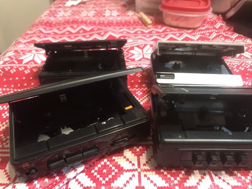 Cassette Player Voice Recorder Walkman For Parts Lot Of 4 a1 - Picture 9 of 10